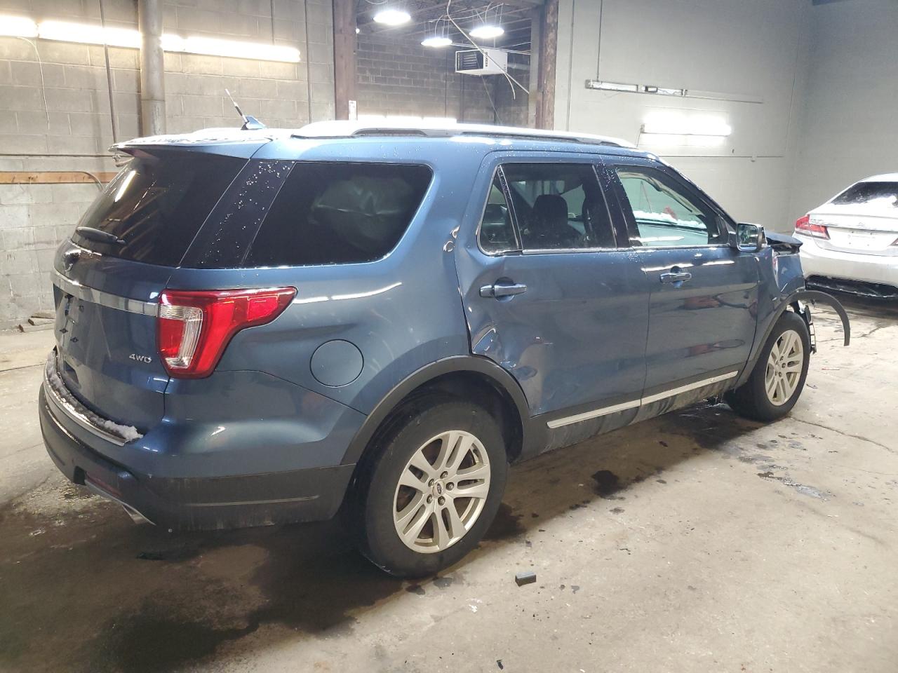 2018 Ford Explorer - Image 3