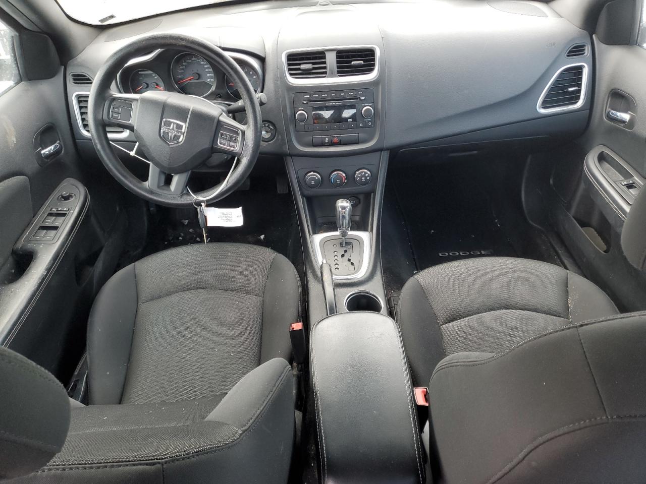 2014 Dodge Avenger - Image 8