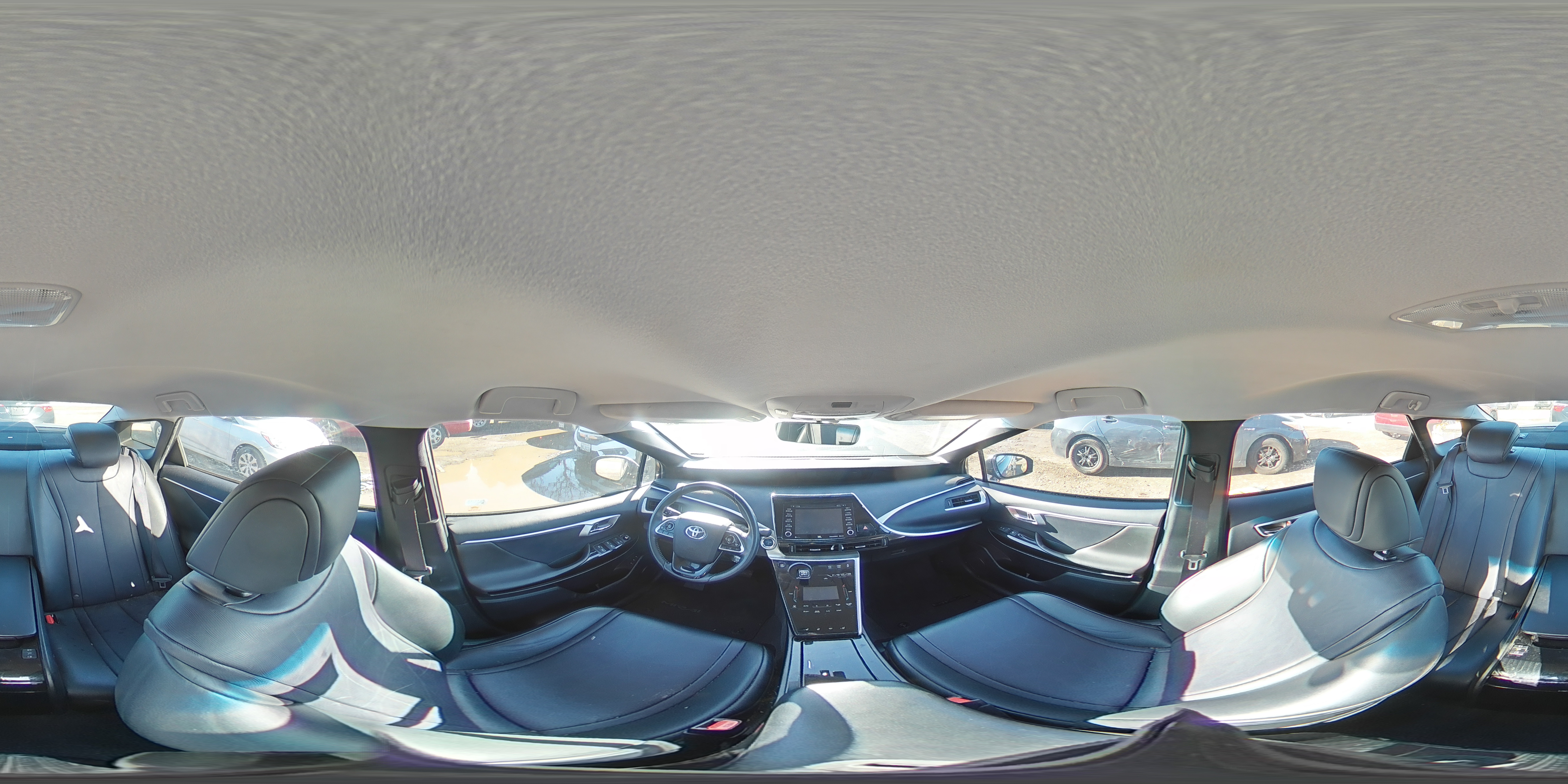 2018 Toyota Mirai - Image 12