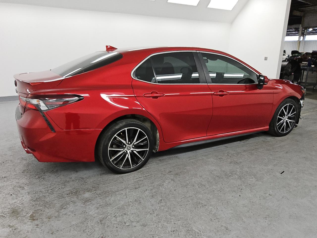 2021 Toyota Camry - Image 3