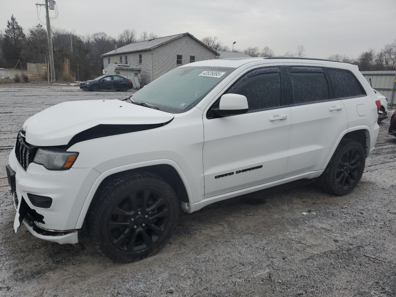 2017 Jeep Grand Cherokee - Image 1