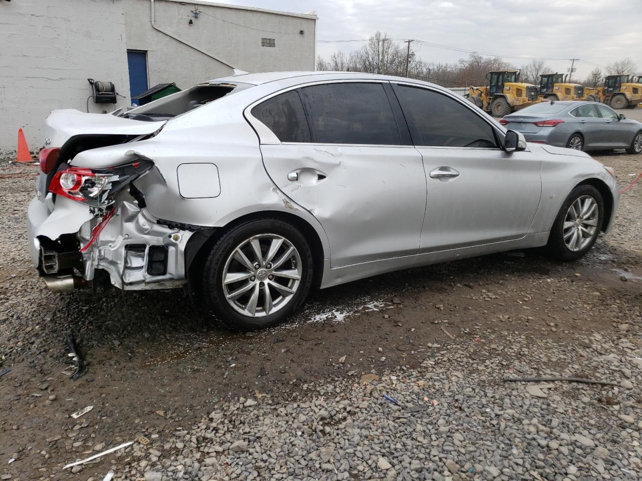 2015 Infiniti Q50 - Image 3