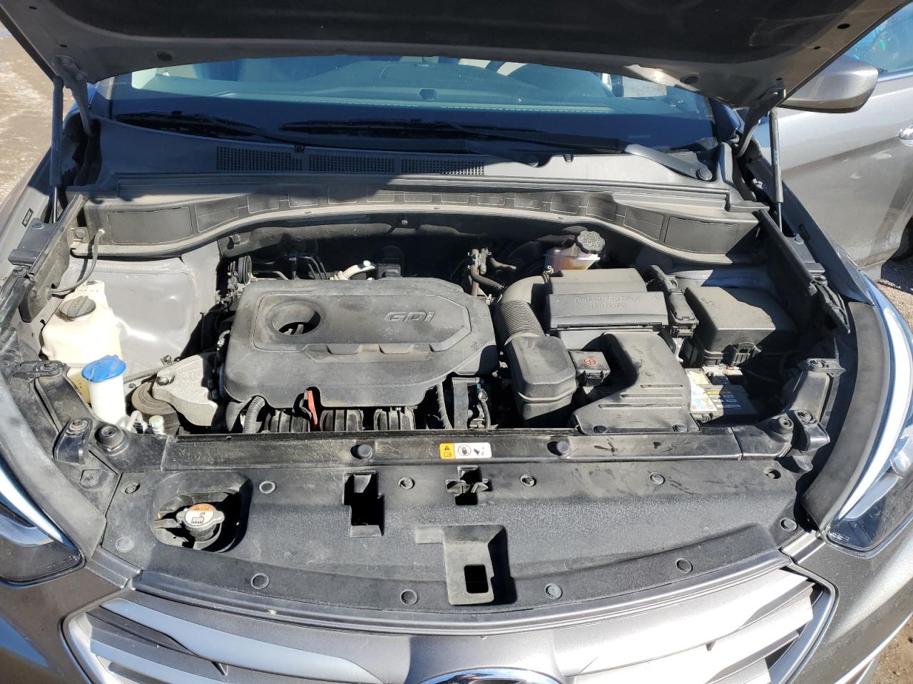 2018 Hyundai Santa Fe - Image 12