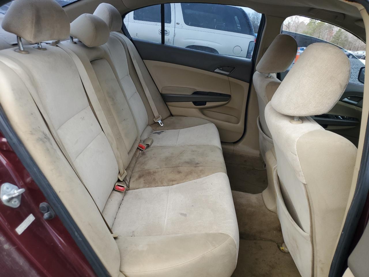 2010 Honda Accord - Image 10