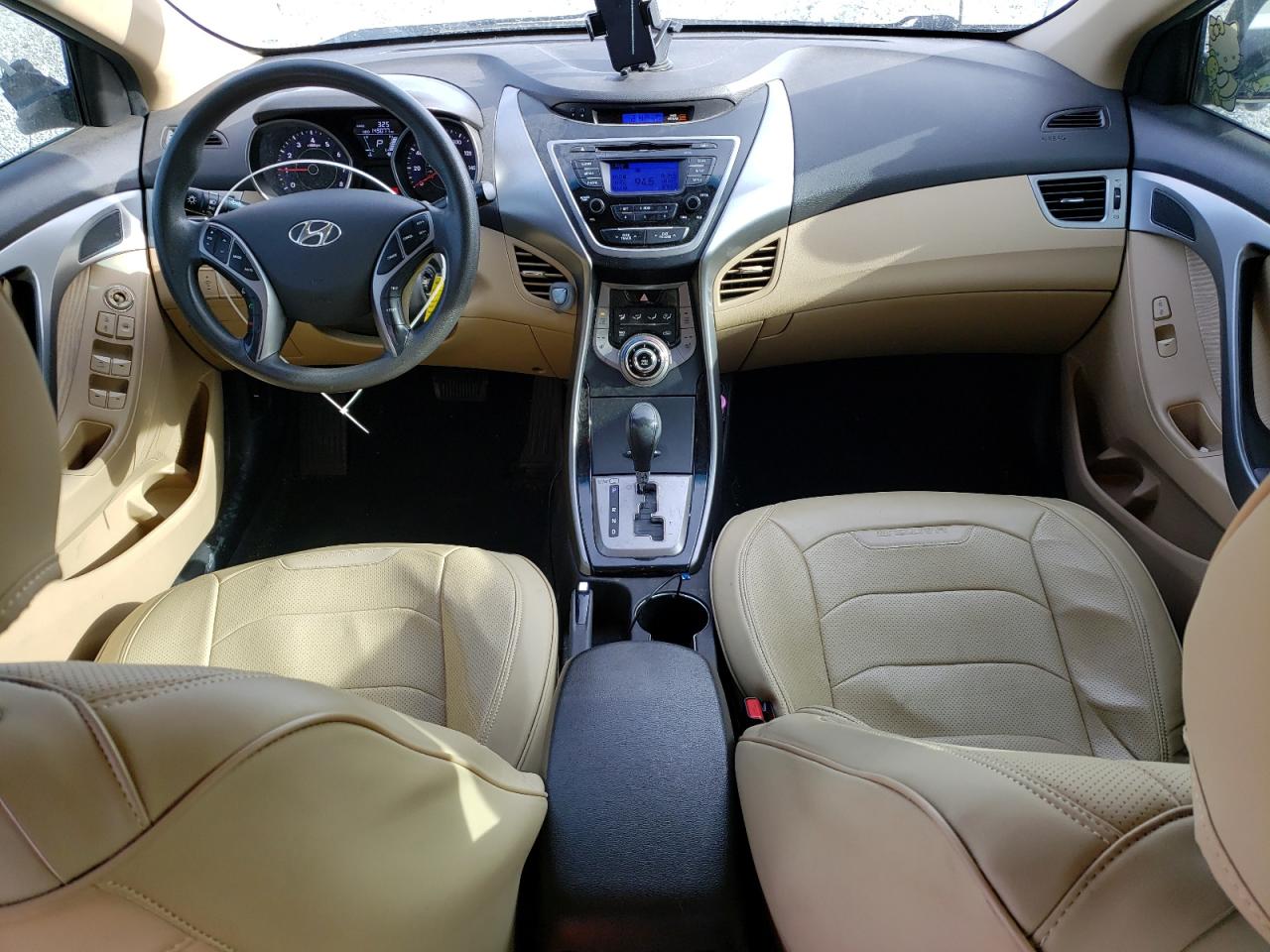2013 Hyundai Elantra - Image 8