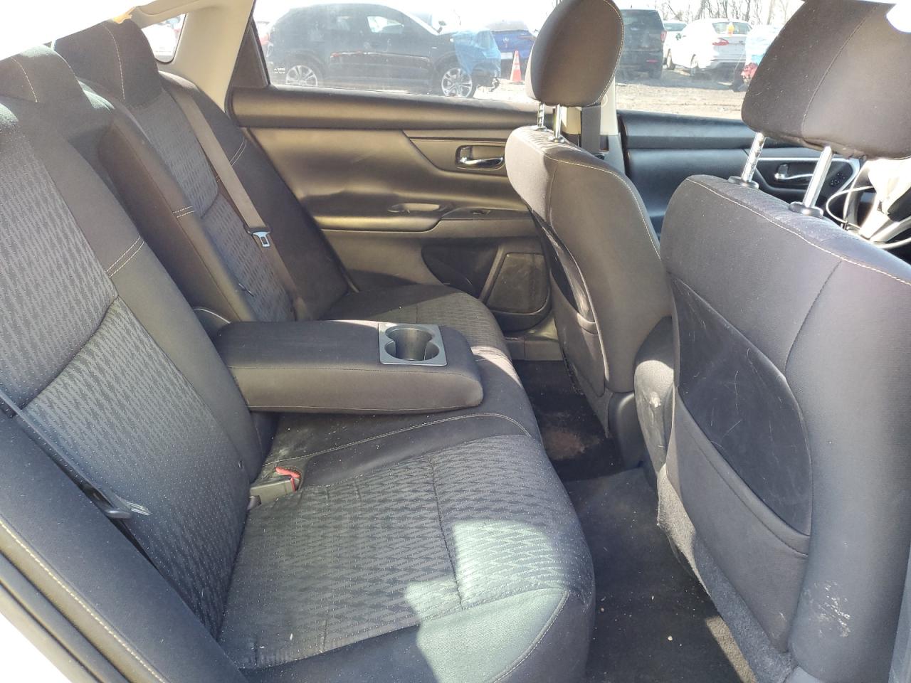 1N4AL3AP0GN319586 NISSAN ALTIMA 2016