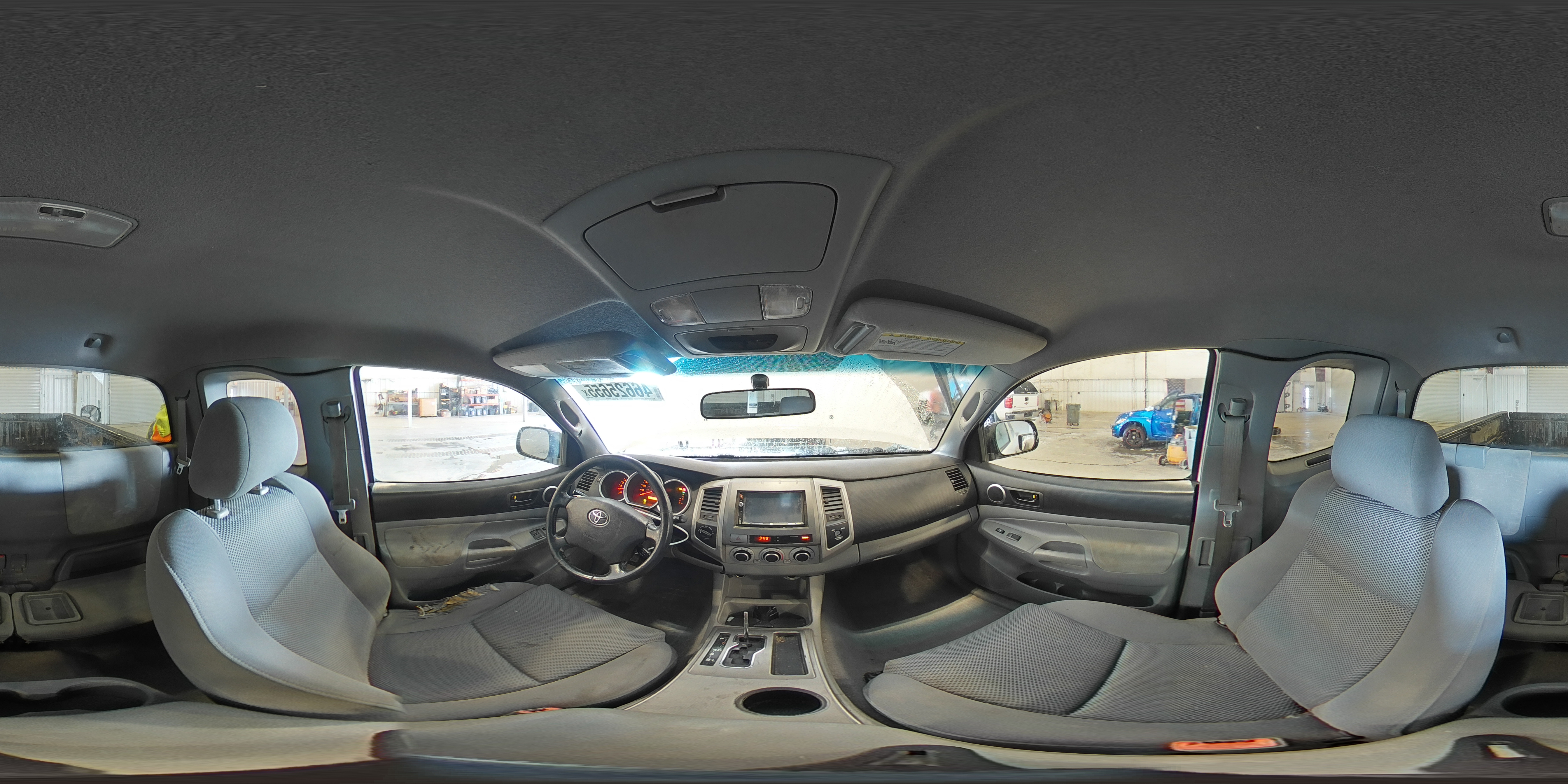 2006 Toyota Tacoma - Image 13