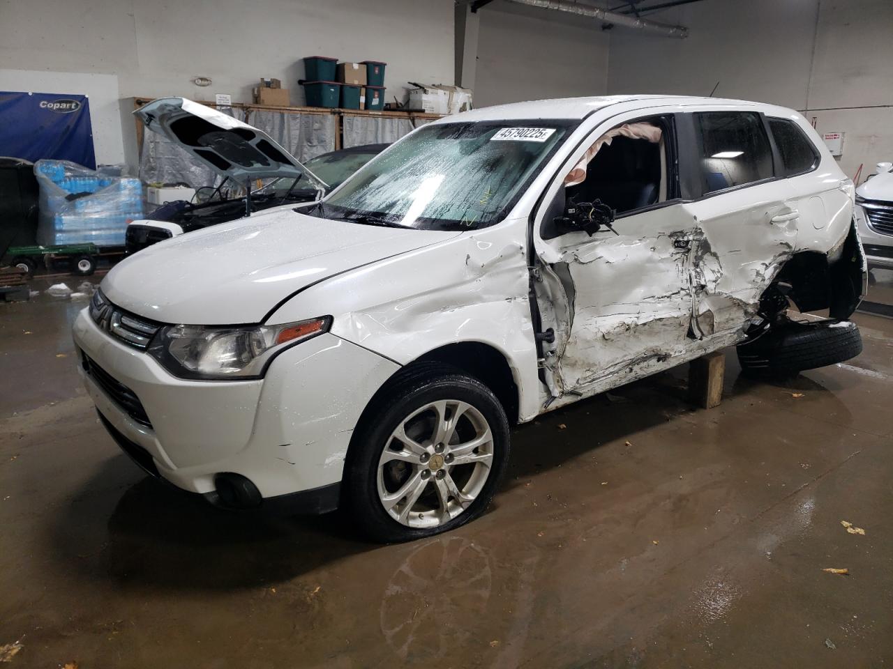 2014 Mitsubishi Outlander - Image 1
