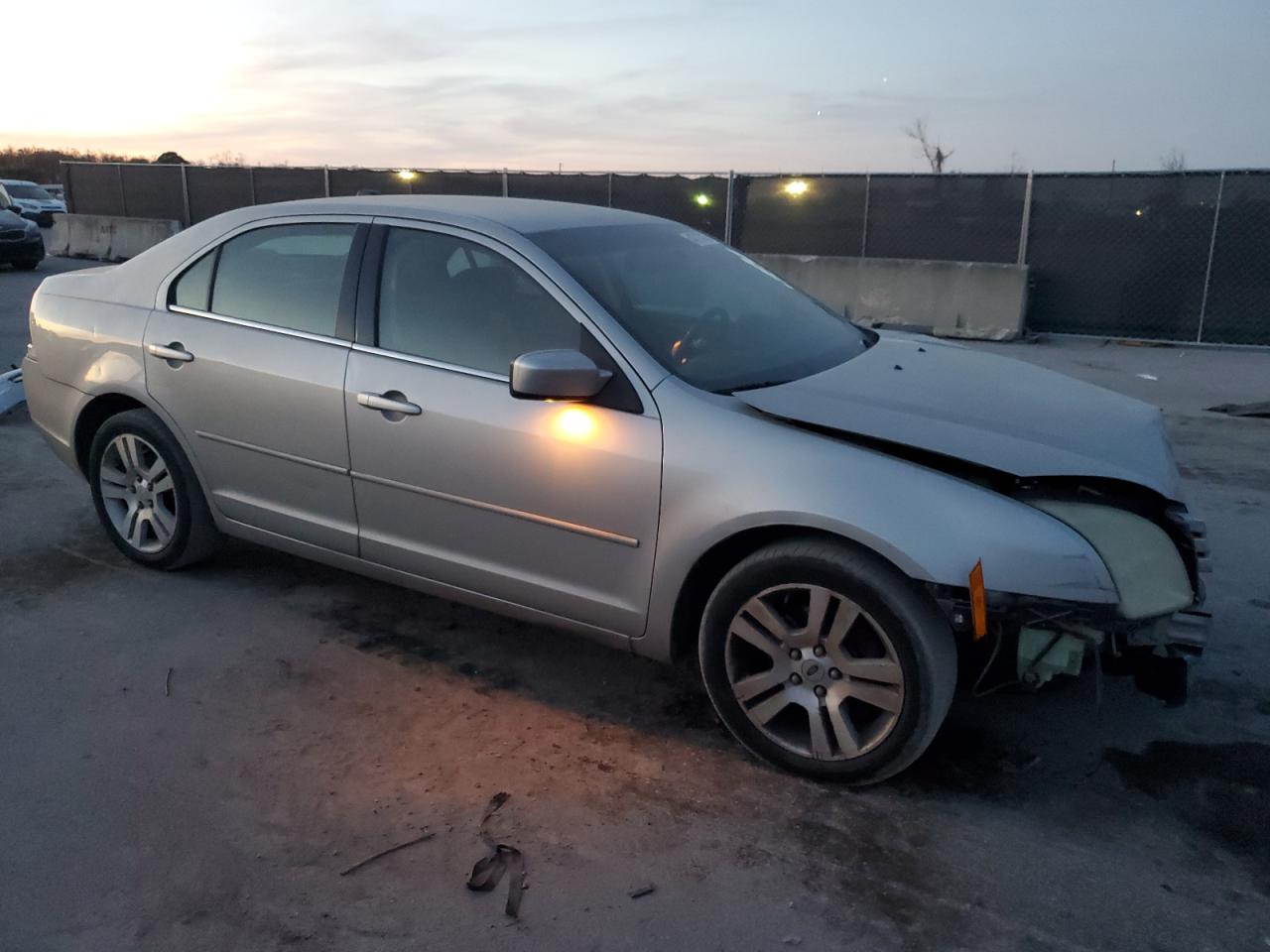 2007 Ford Fusion - Image 4