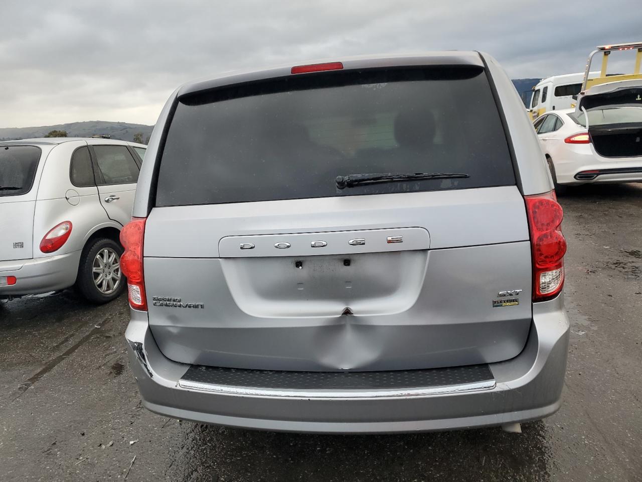 2015 Dodge Caravan - Image 6