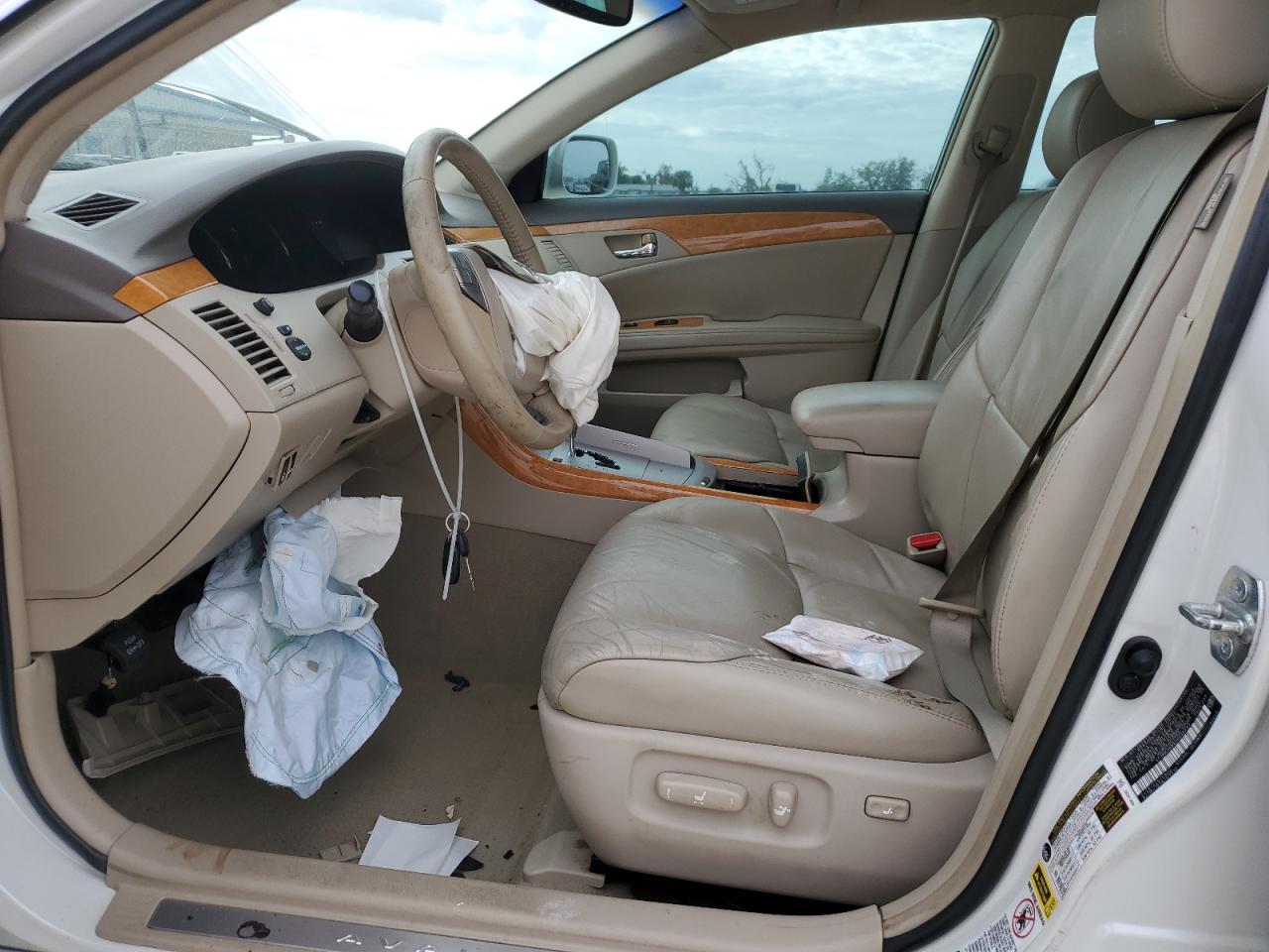 2007 Toyota Avalon - Image 7