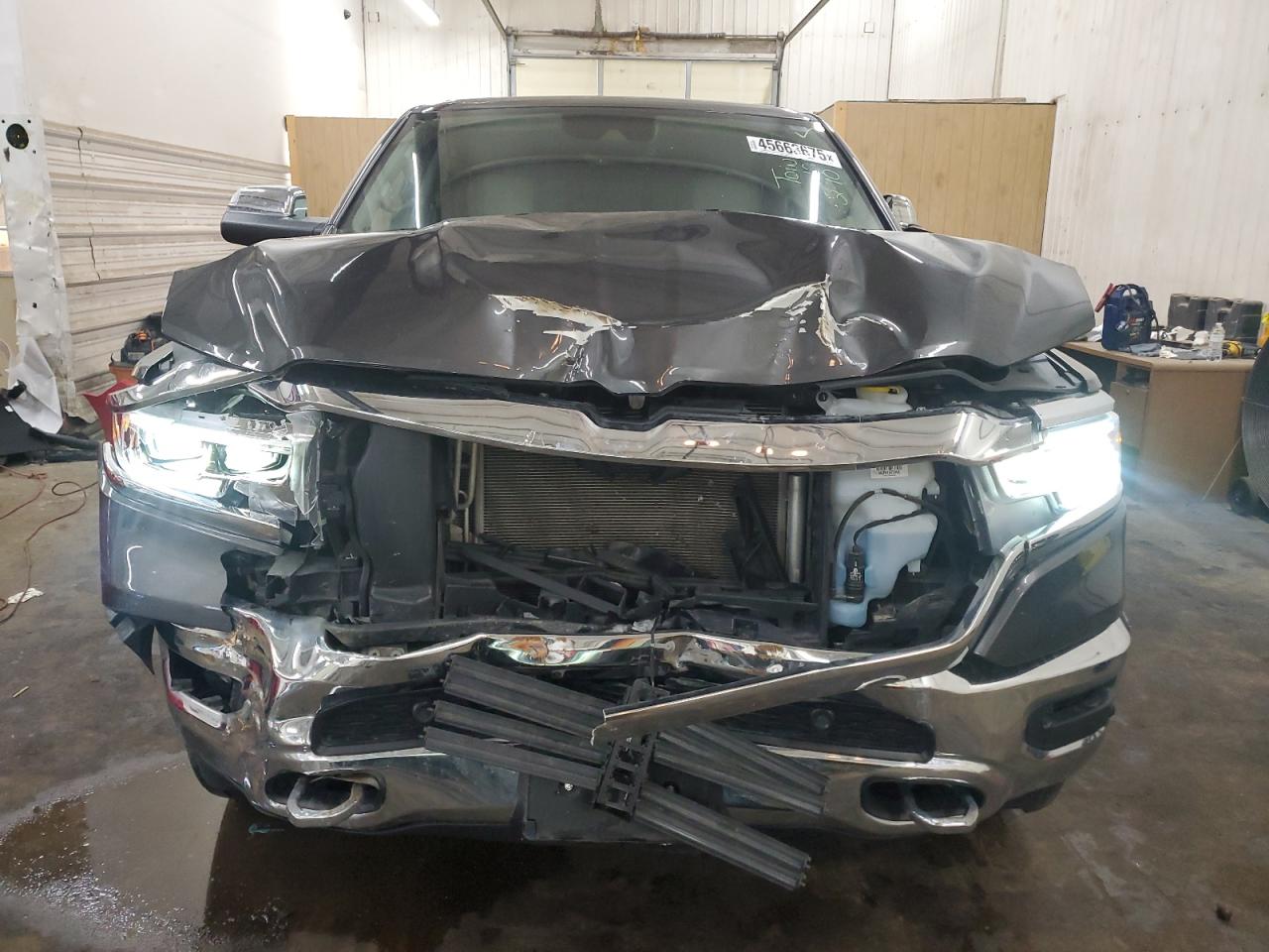 2019 RAM 1500 - Image 5