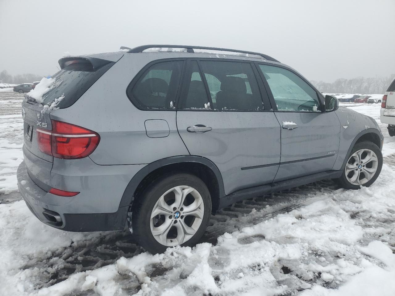 2011 BMW X5 - Image 3