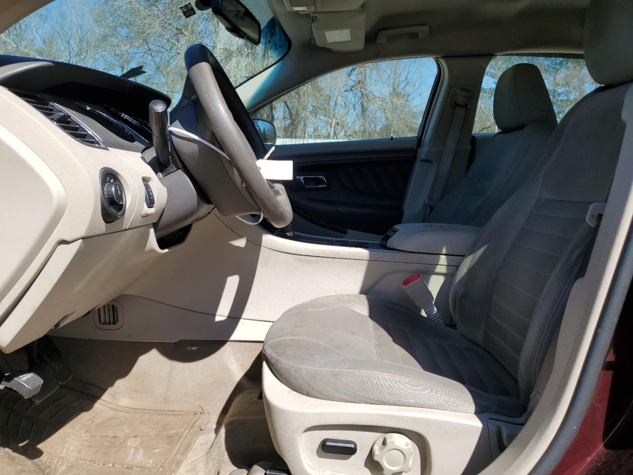2011 Ford Taurus - Image 7