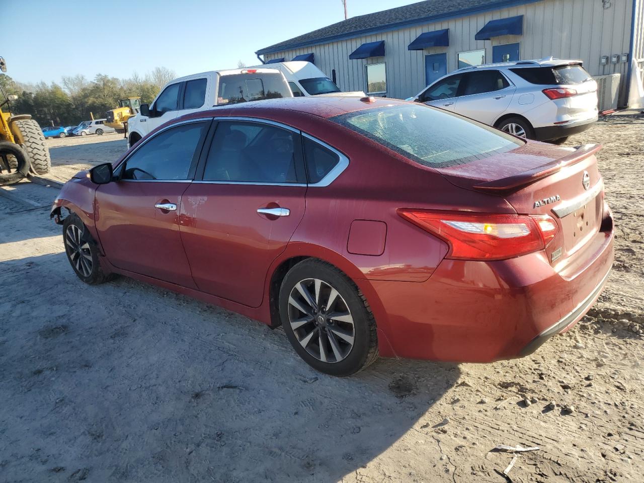 2017 Nissan Altima - Image 2