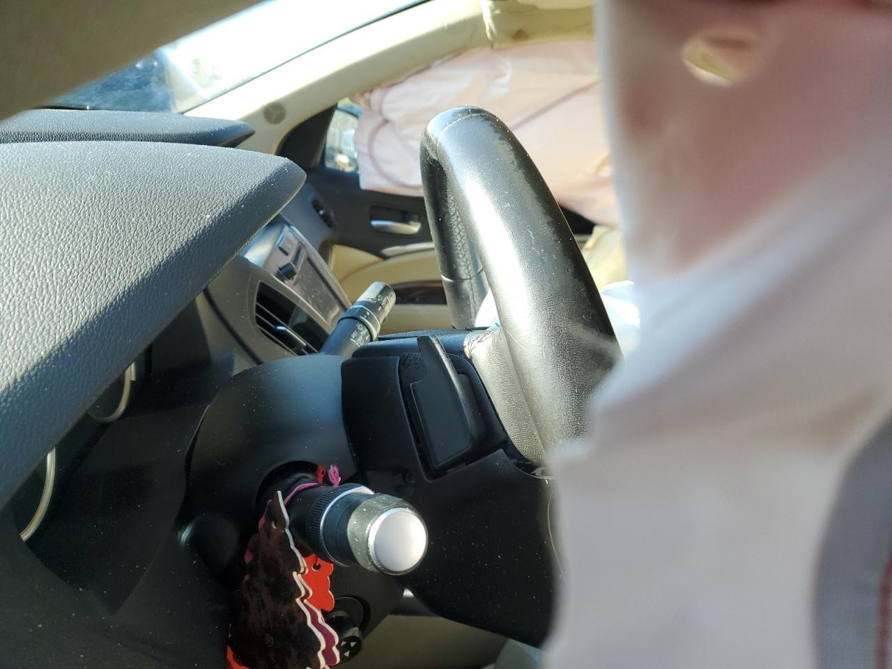 2017 Acura MDX - Image 9