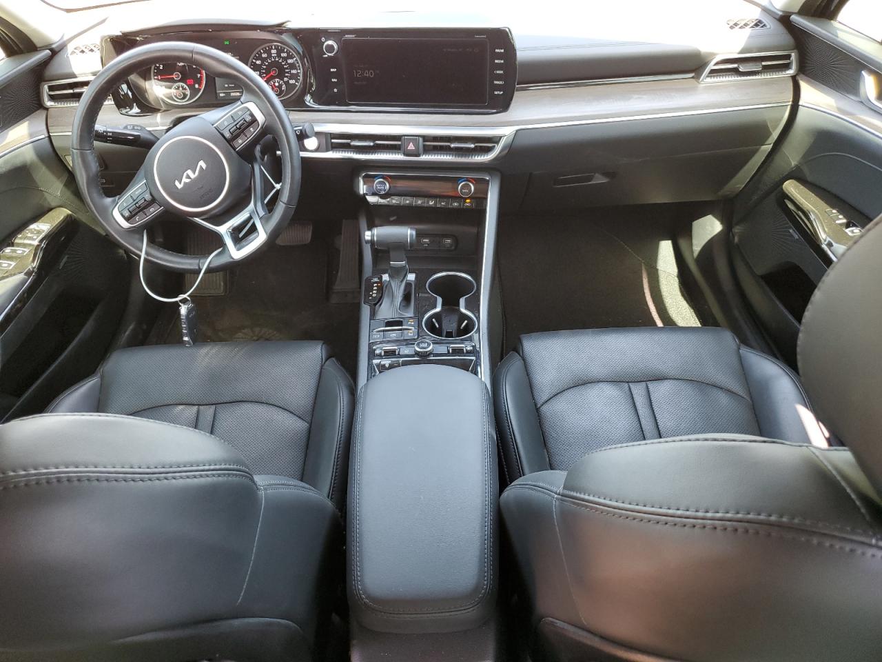 2024 Kia K5 - Image 8