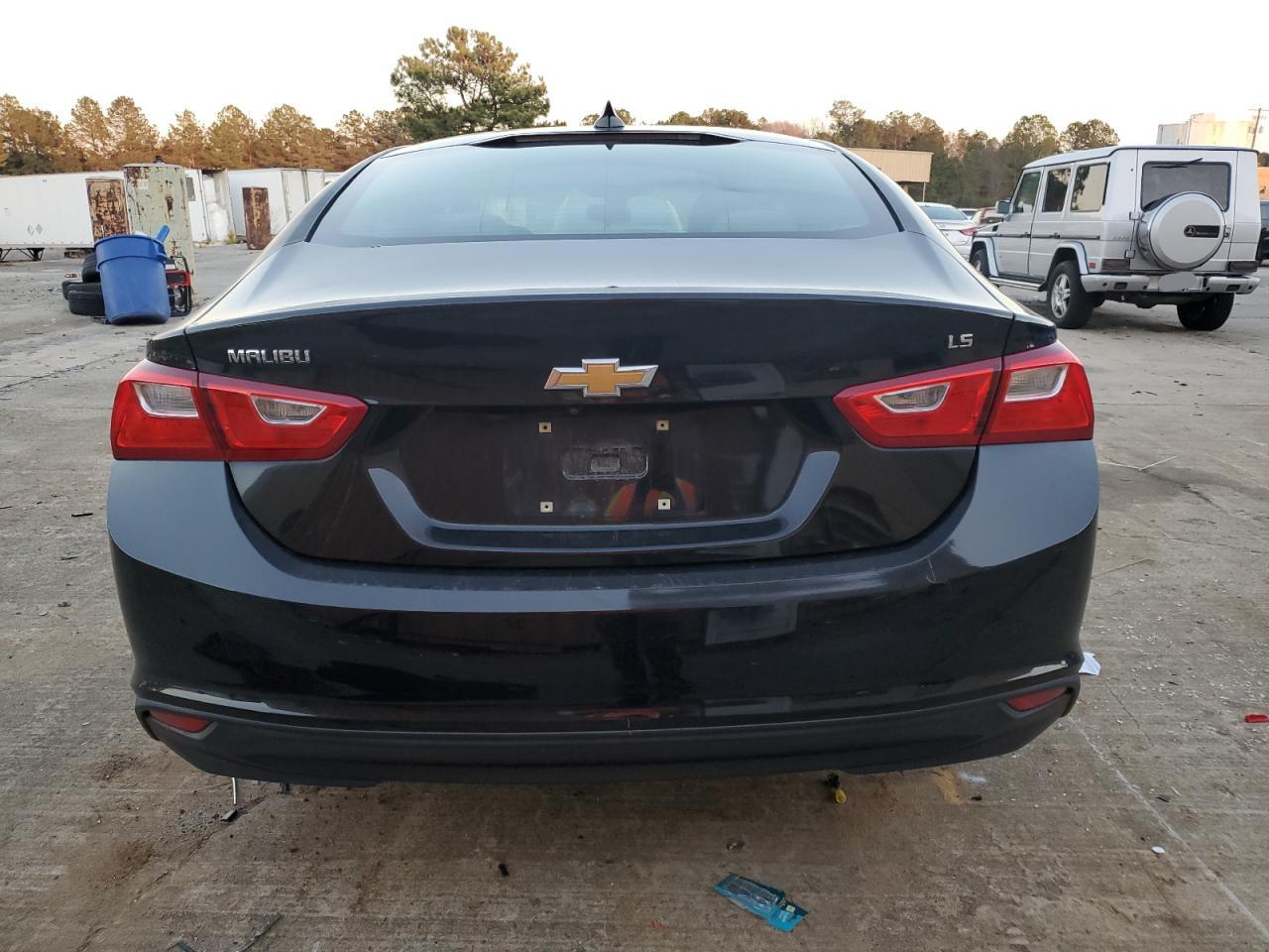 2016 Chevrolet Malibu - Image 6
