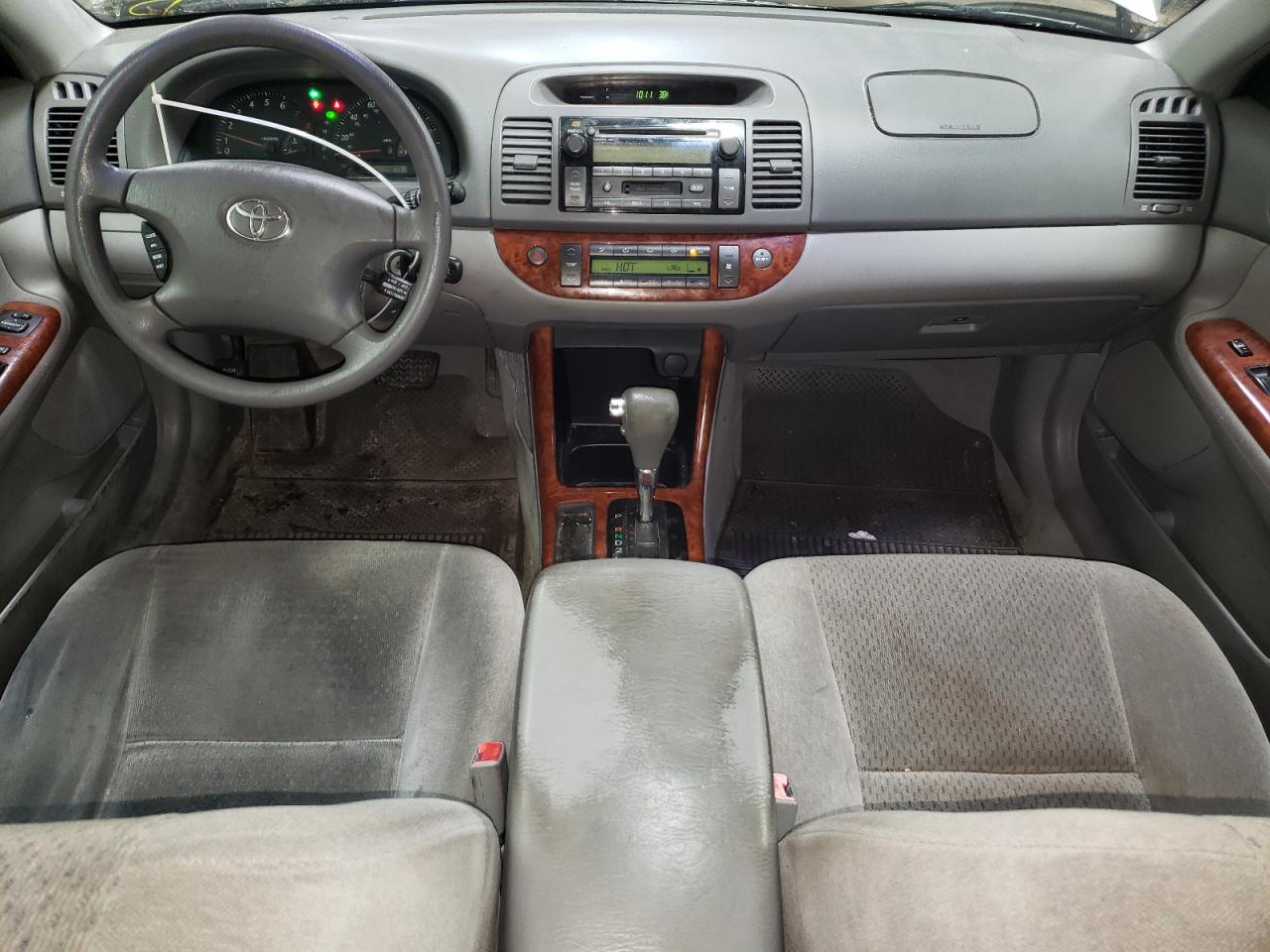 2002 Toyota Camry - Image 8