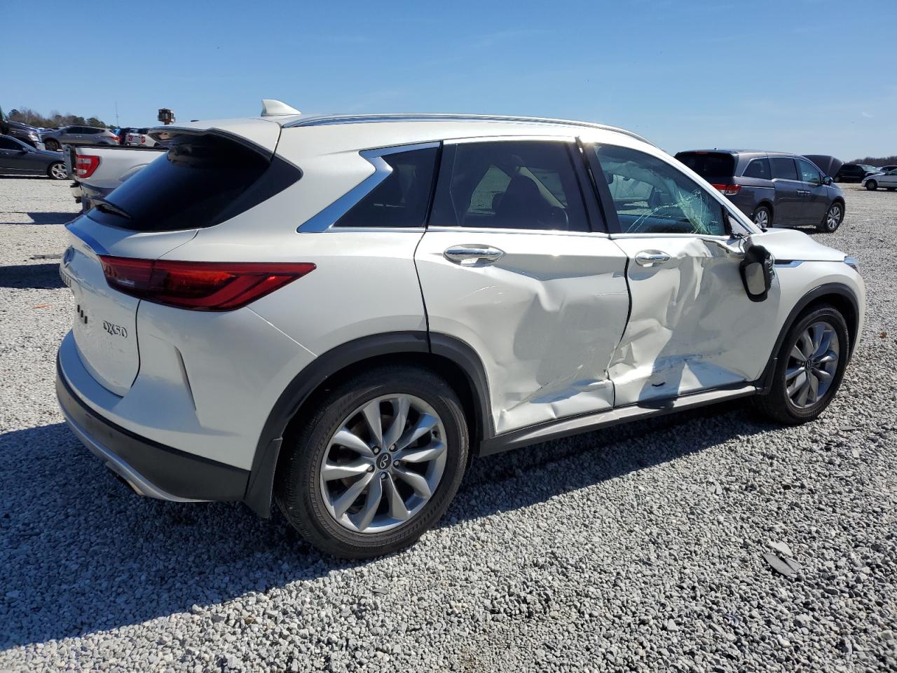 2021 Infiniti QX50 - Image 3