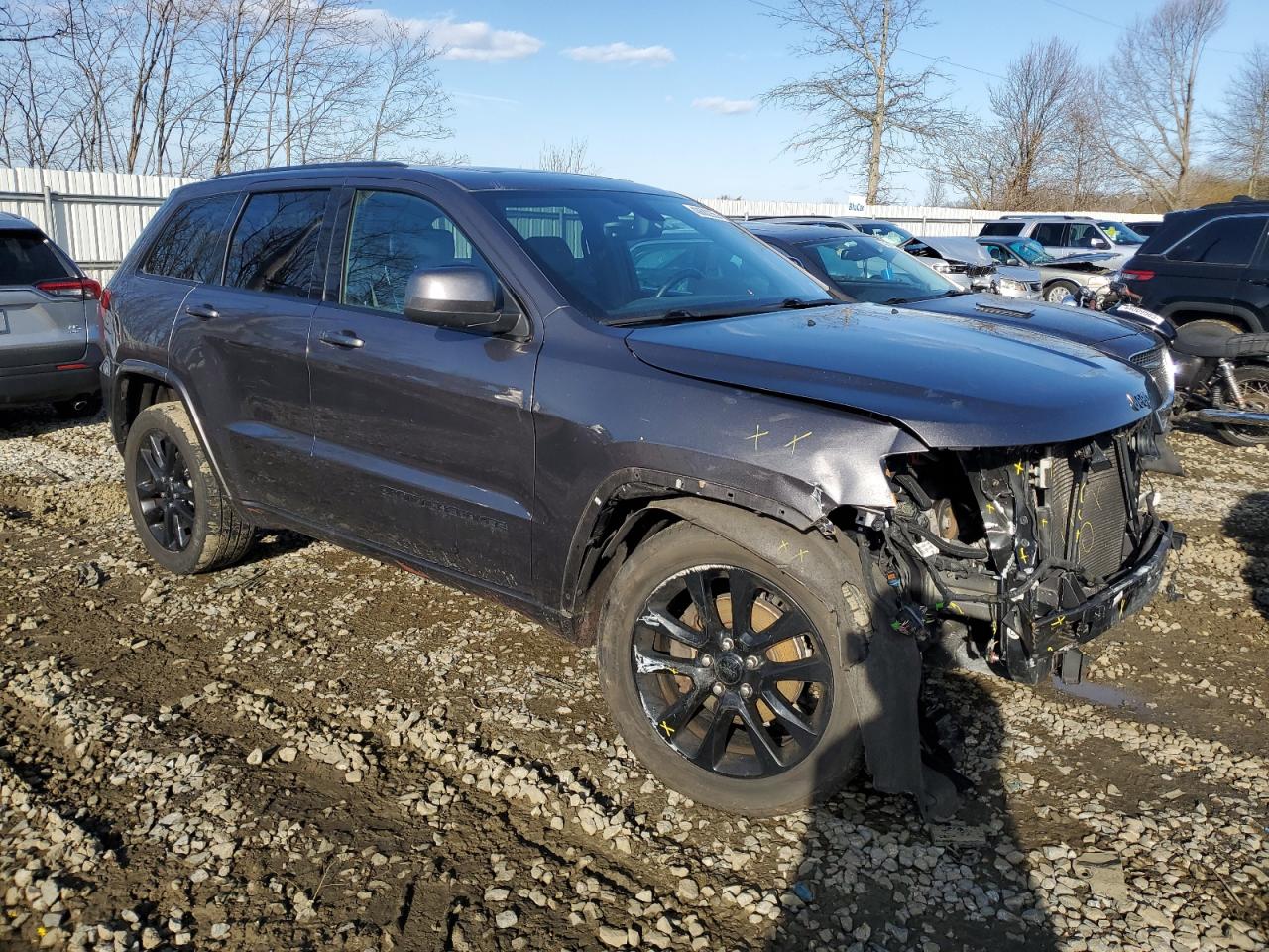 2017 Jeep Grand Cherokee - Image 4
