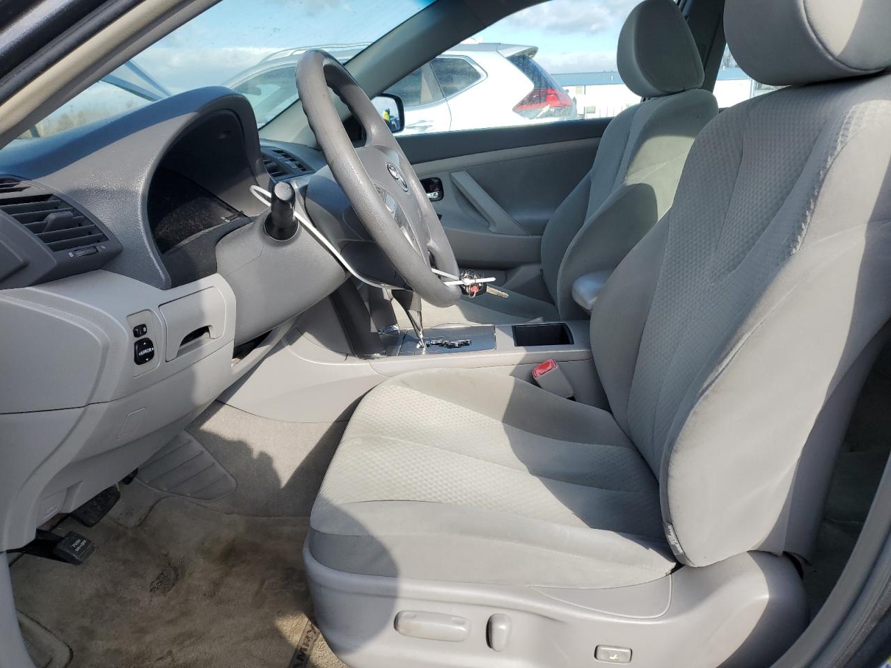 2009 Toyota Camry - Image 7