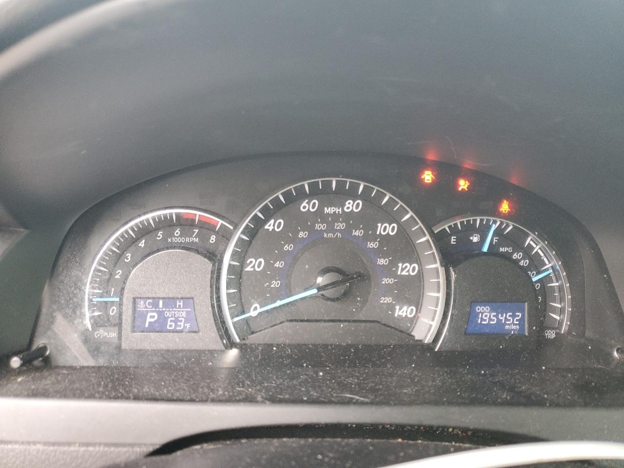 2013 Toyota Camry - Image 9