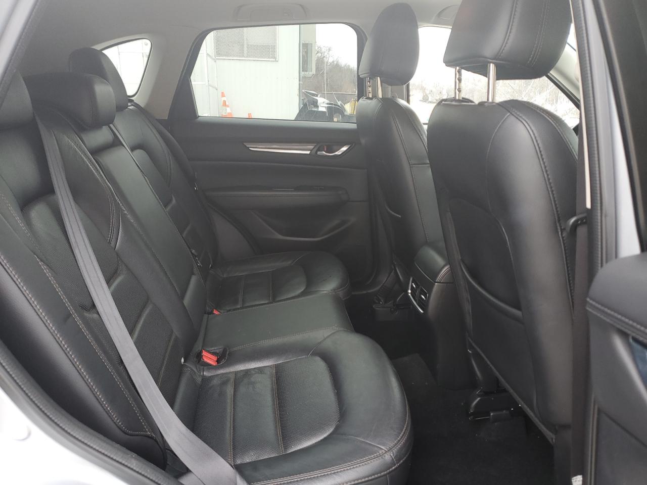 2017 Mazda CX-5 - Image 11