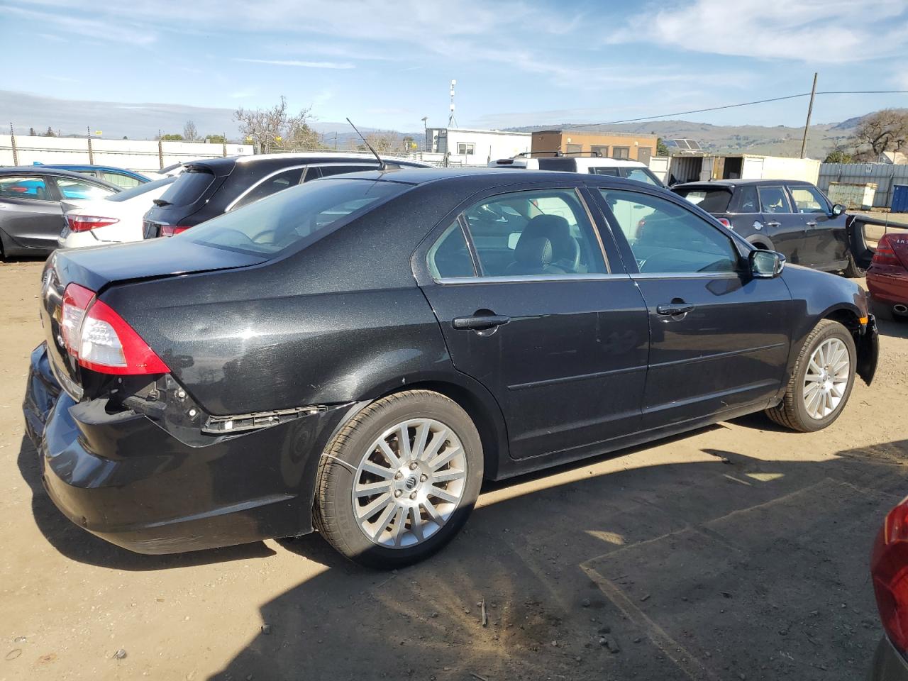2009 Mercury Milan - Image 3