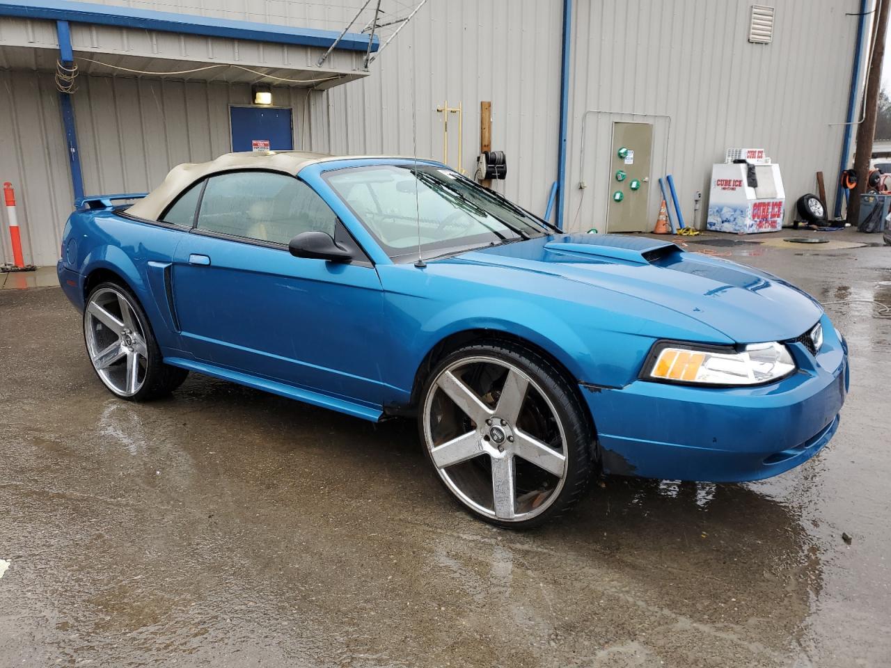2003 Ford Mustang - Image 4