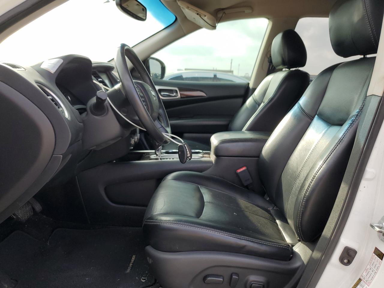 2014 Nissan Pathfinder - Image 7