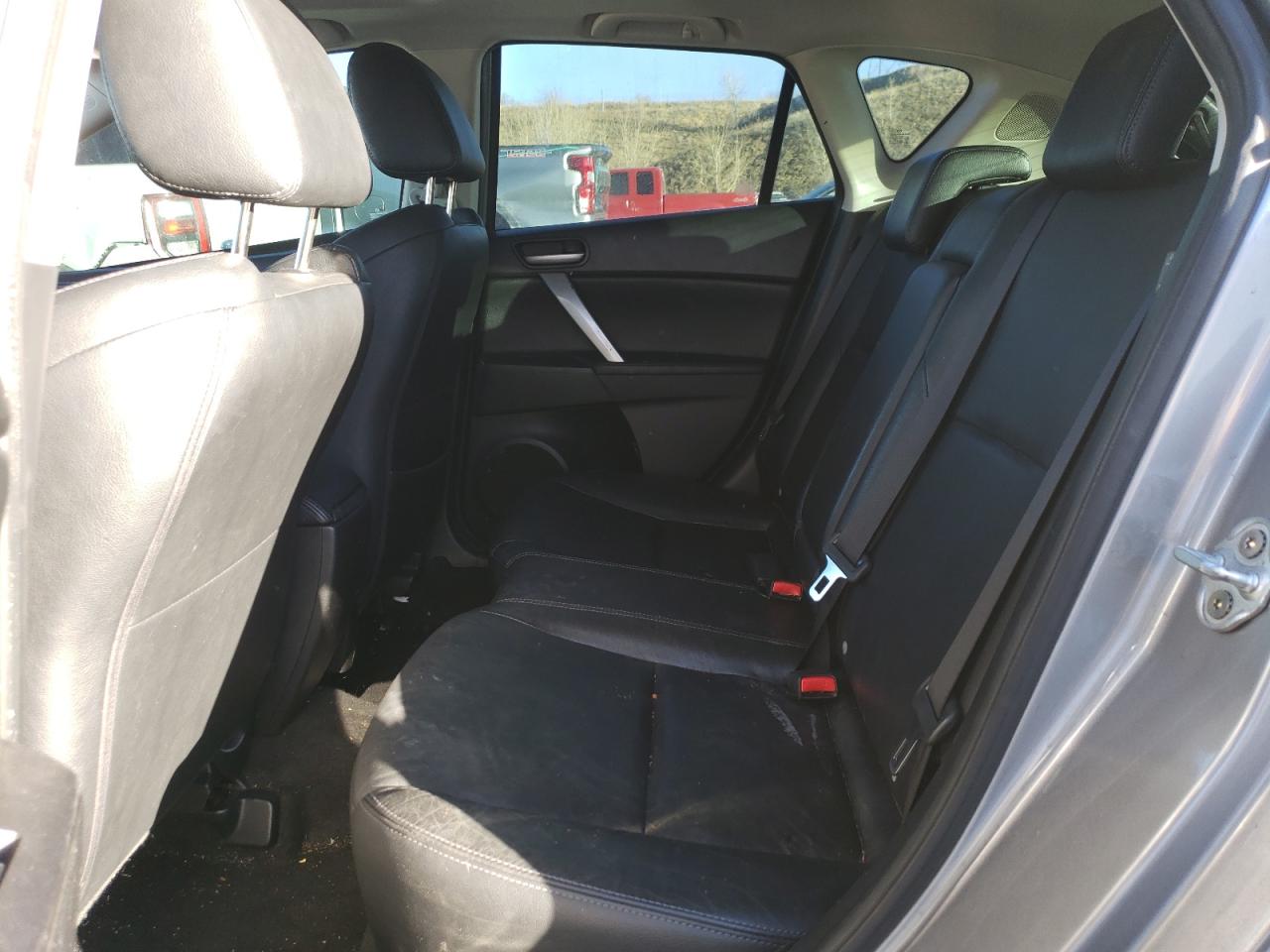 2010 Mazda 3 - Image 11