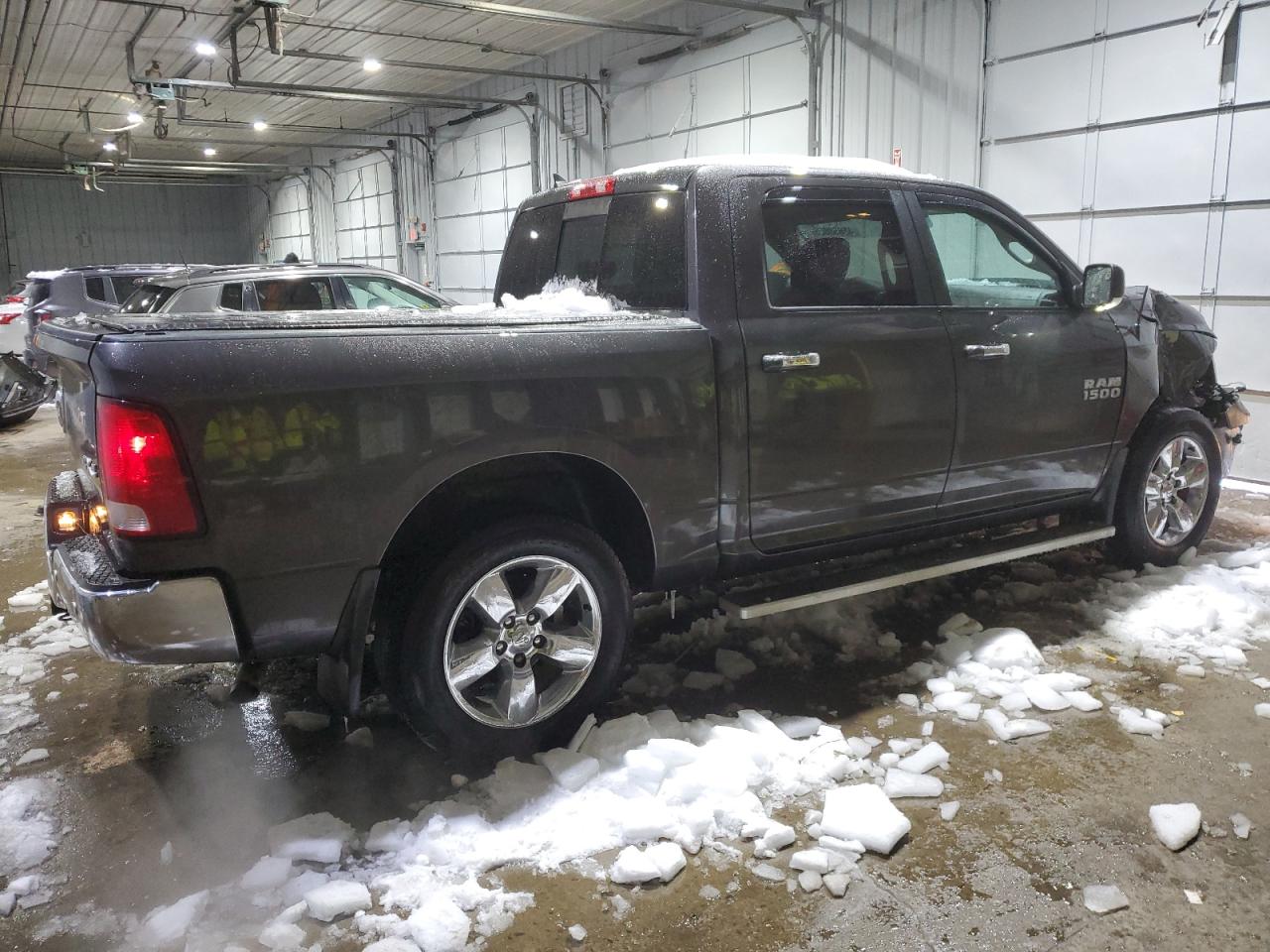 2018 RAM 1500 - Image 3