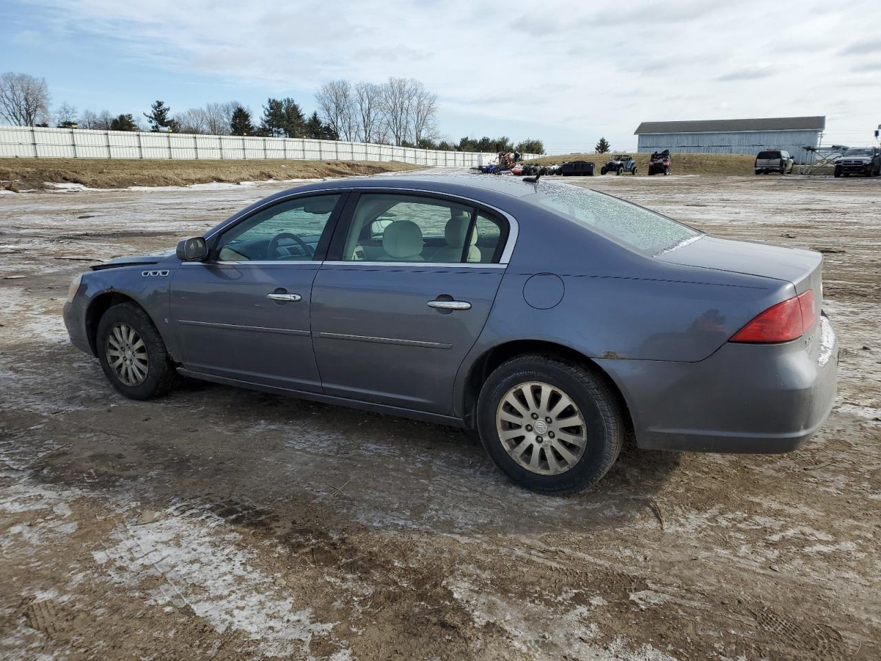 2008 Buick Lucerne - Image 2