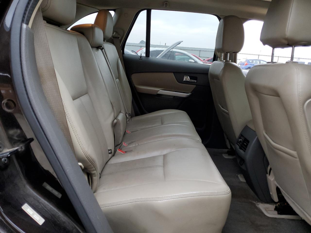 2014 Ford Edge - Image 11