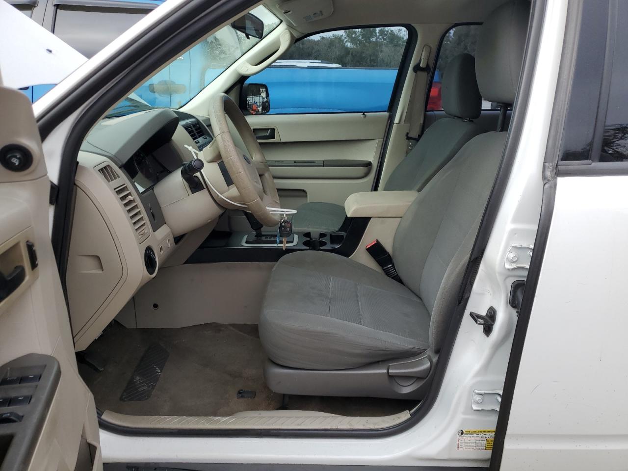 2010 Ford Escape - Image 7