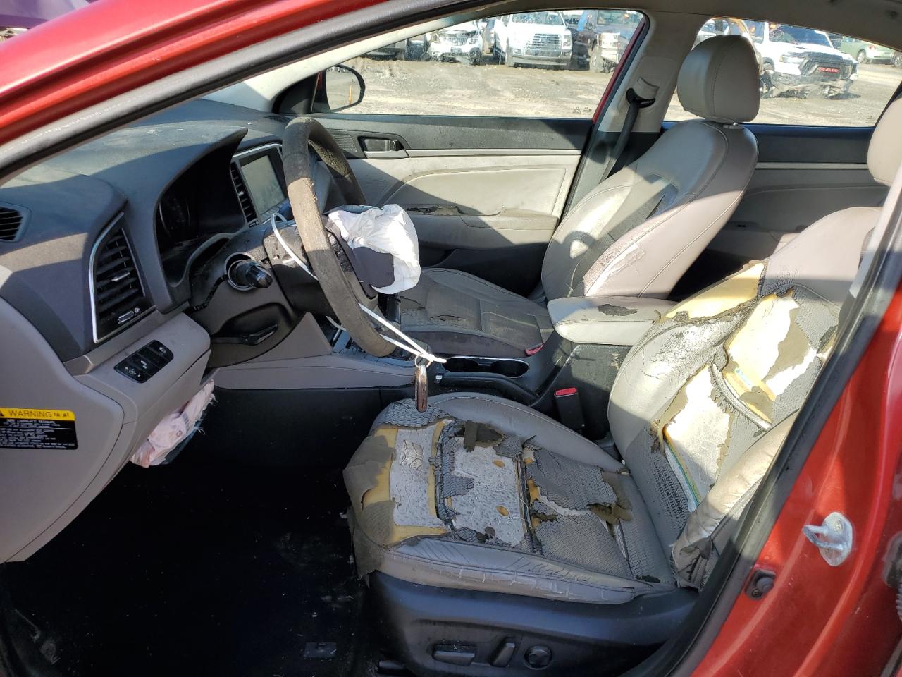 2017 Hyundai Elantra - Image 7