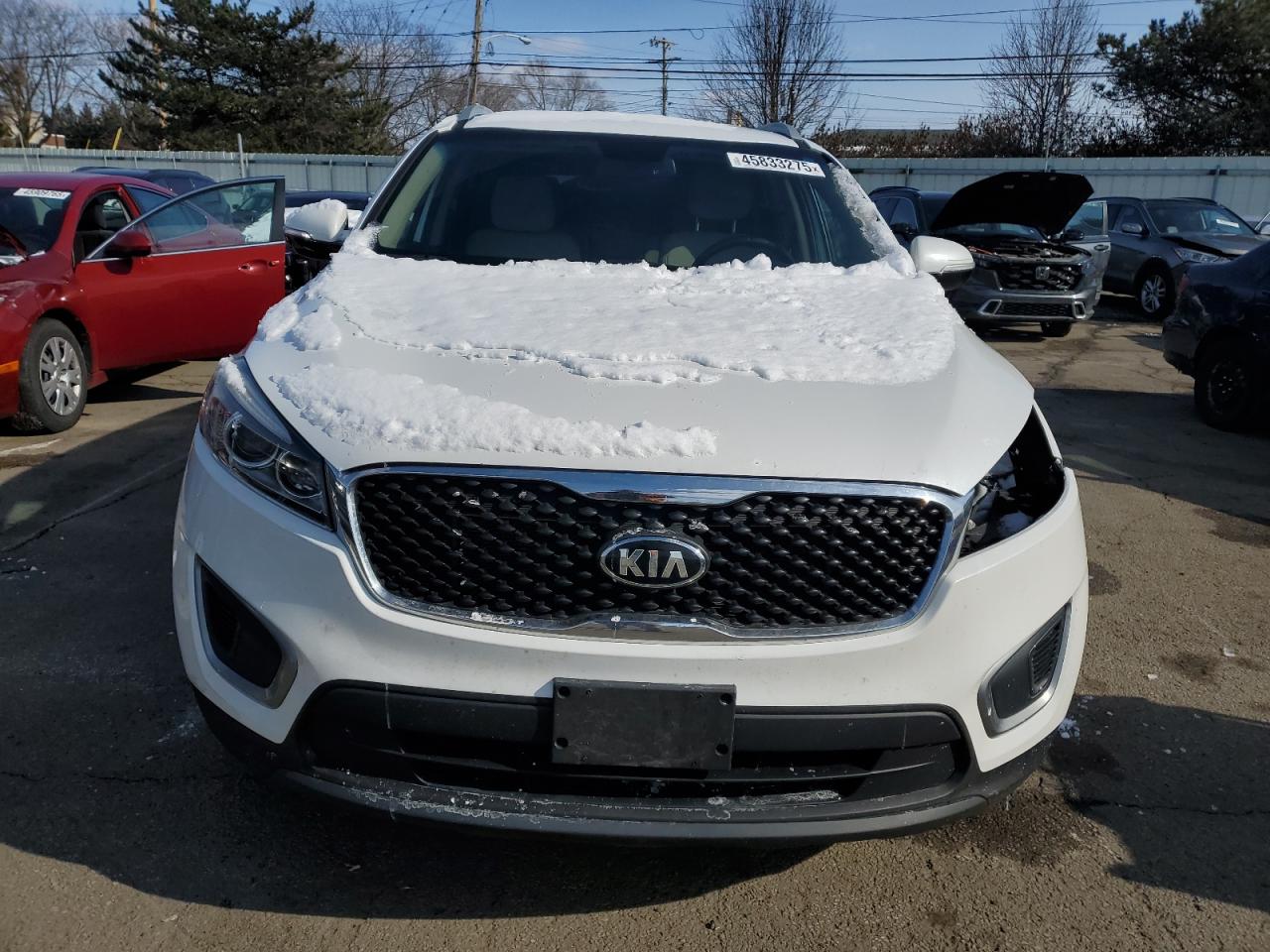 2016 Kia Sorento - Image 5