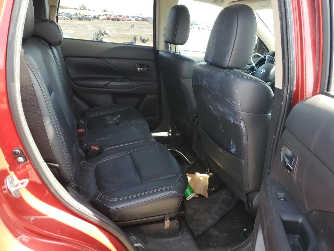 2019 Mitsubishi Outlander - Image 11