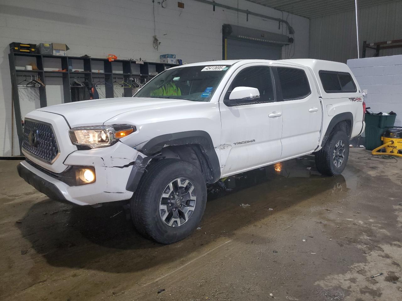 2019 Toyota Tacoma Double Cab продається в Candia, NH - Side