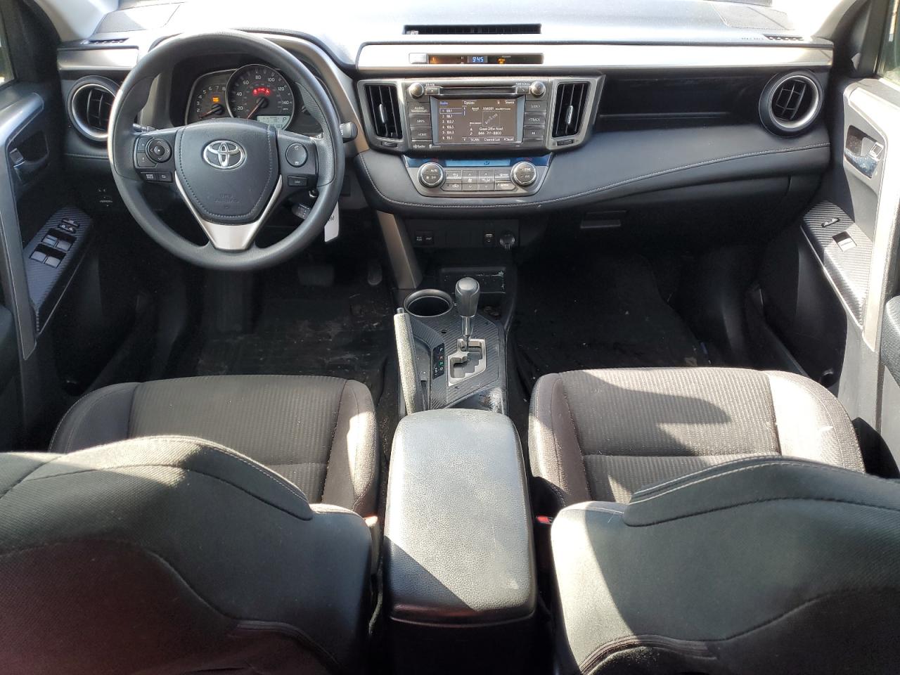 2015 Toyota RAV 4 - Image 8