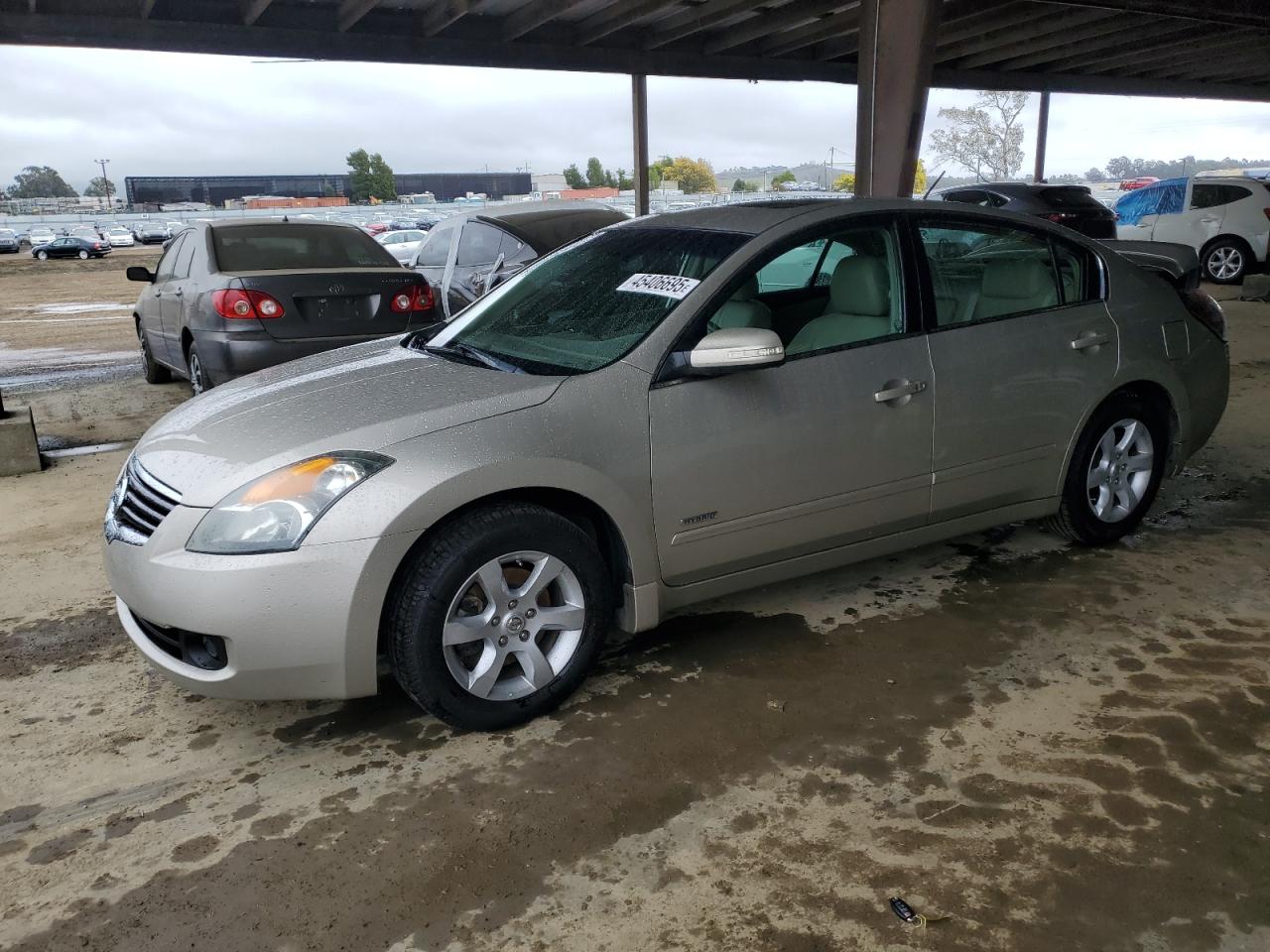 2009 Nissan Altima - Image 1
