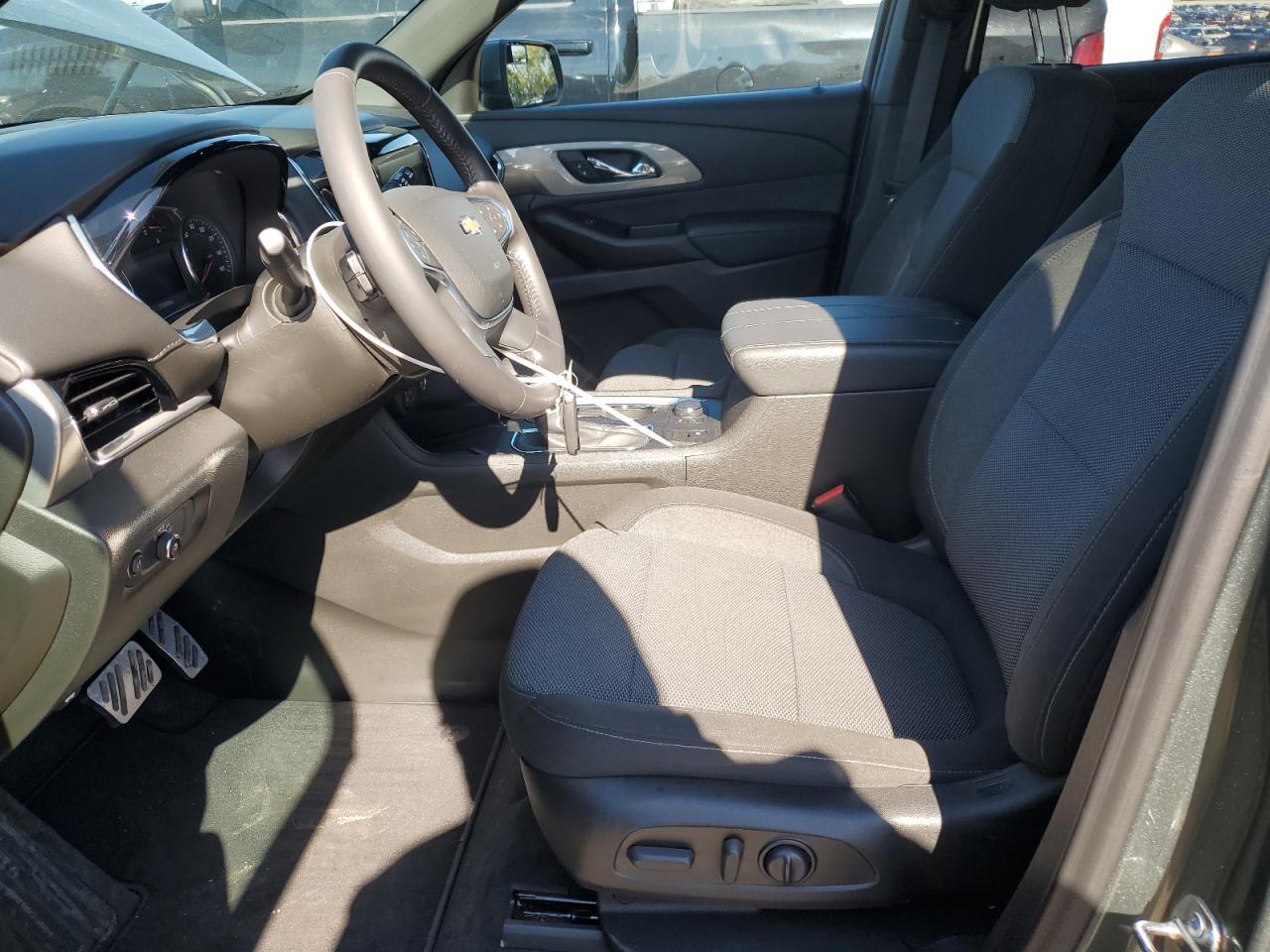 2022 Chevrolet Traverse - Image 7