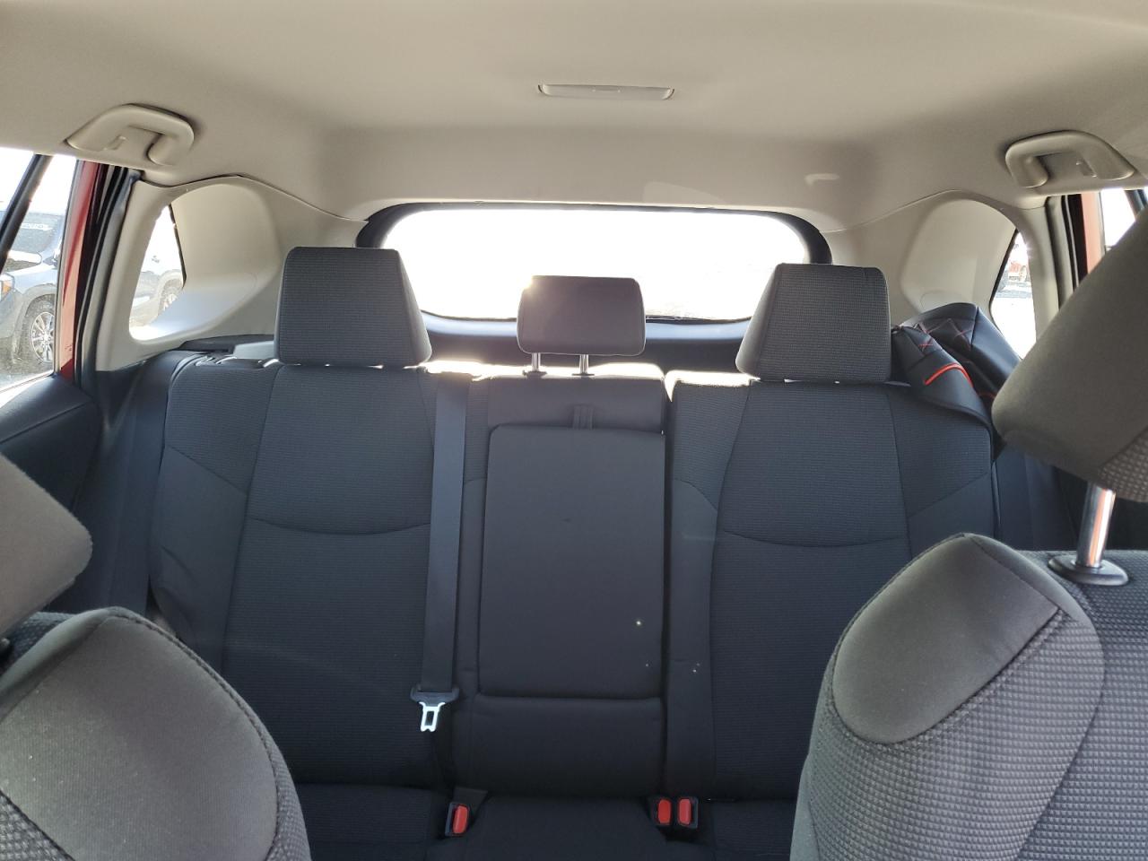 2024 Toyota RAV 4 - Image 10