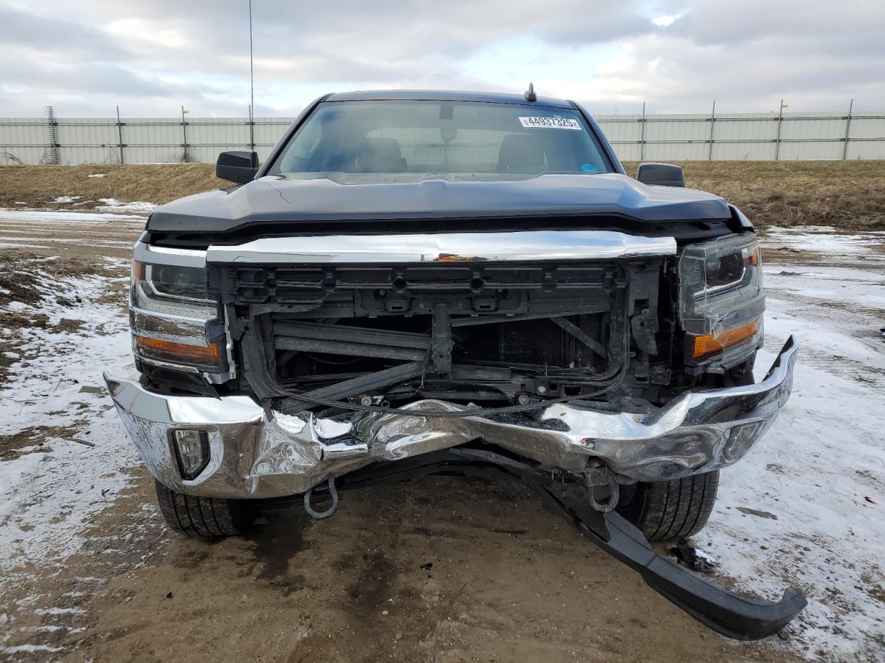 2018 Chevrolet Silverado - Image 5