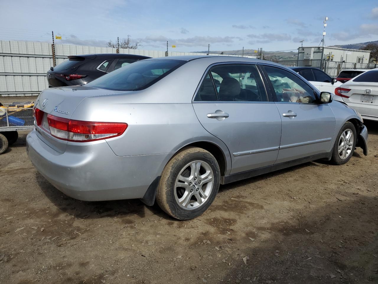 2003 Honda Accord - Image 3