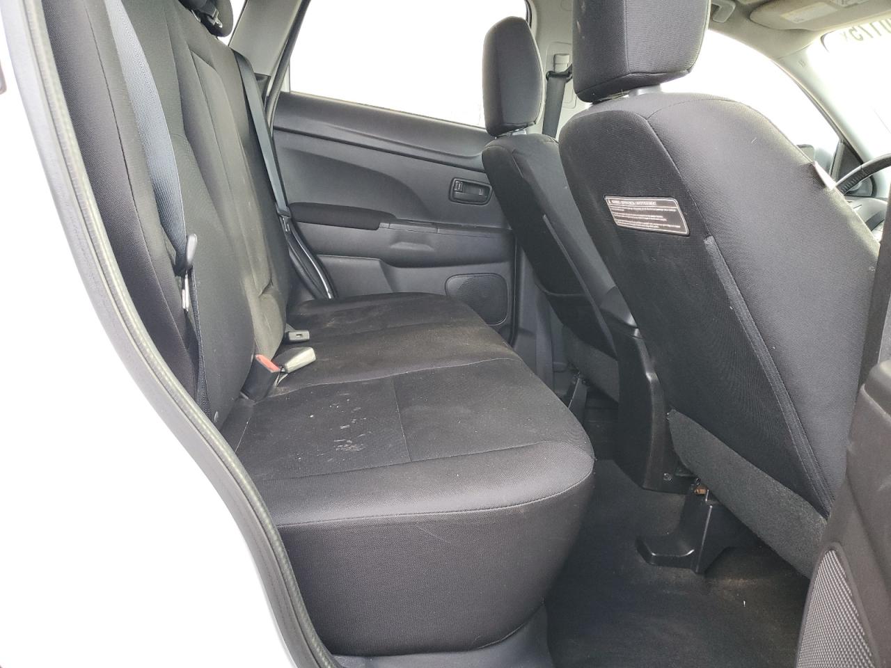 2015 Mitsubishi Outlander Sport Es VIN: 4A4AR3AU2FE062453 Lot: 47220175