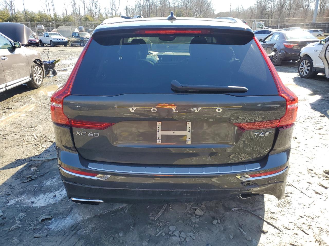 2020 Volvo XC60 - Image 6