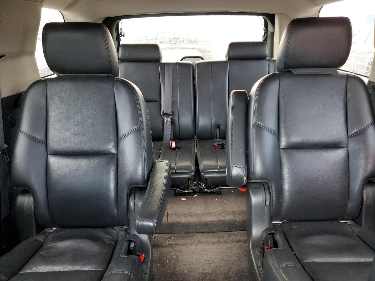 2012 Chevrolet Tahoe - Image 10