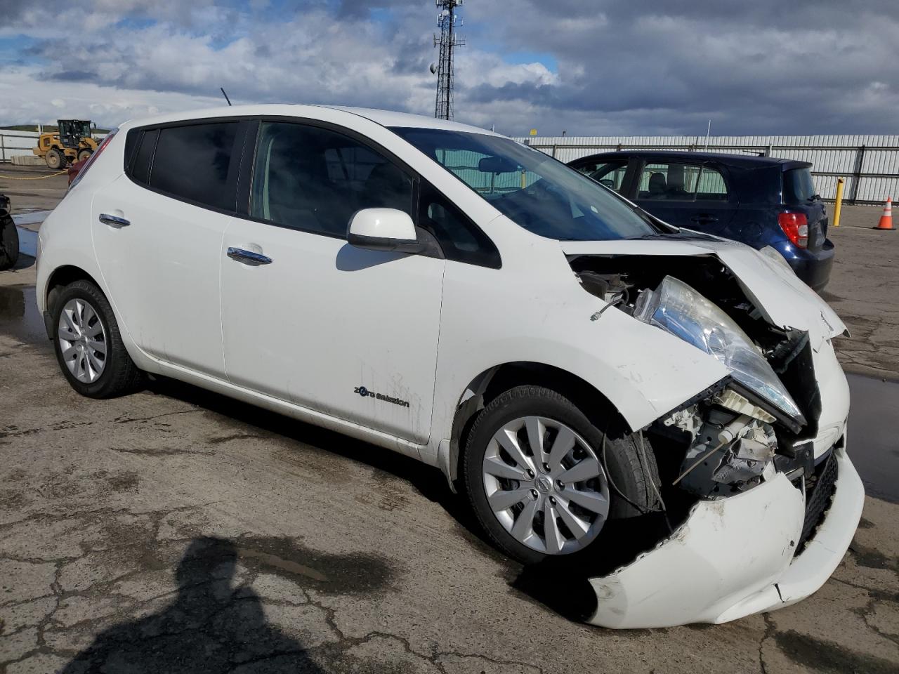 2016 Nissan Leaf - Image 4